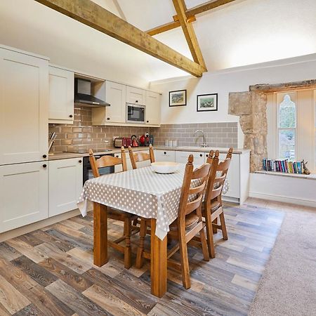 Host & Stay - Tithe Barn Cottages Easington Exterior photo