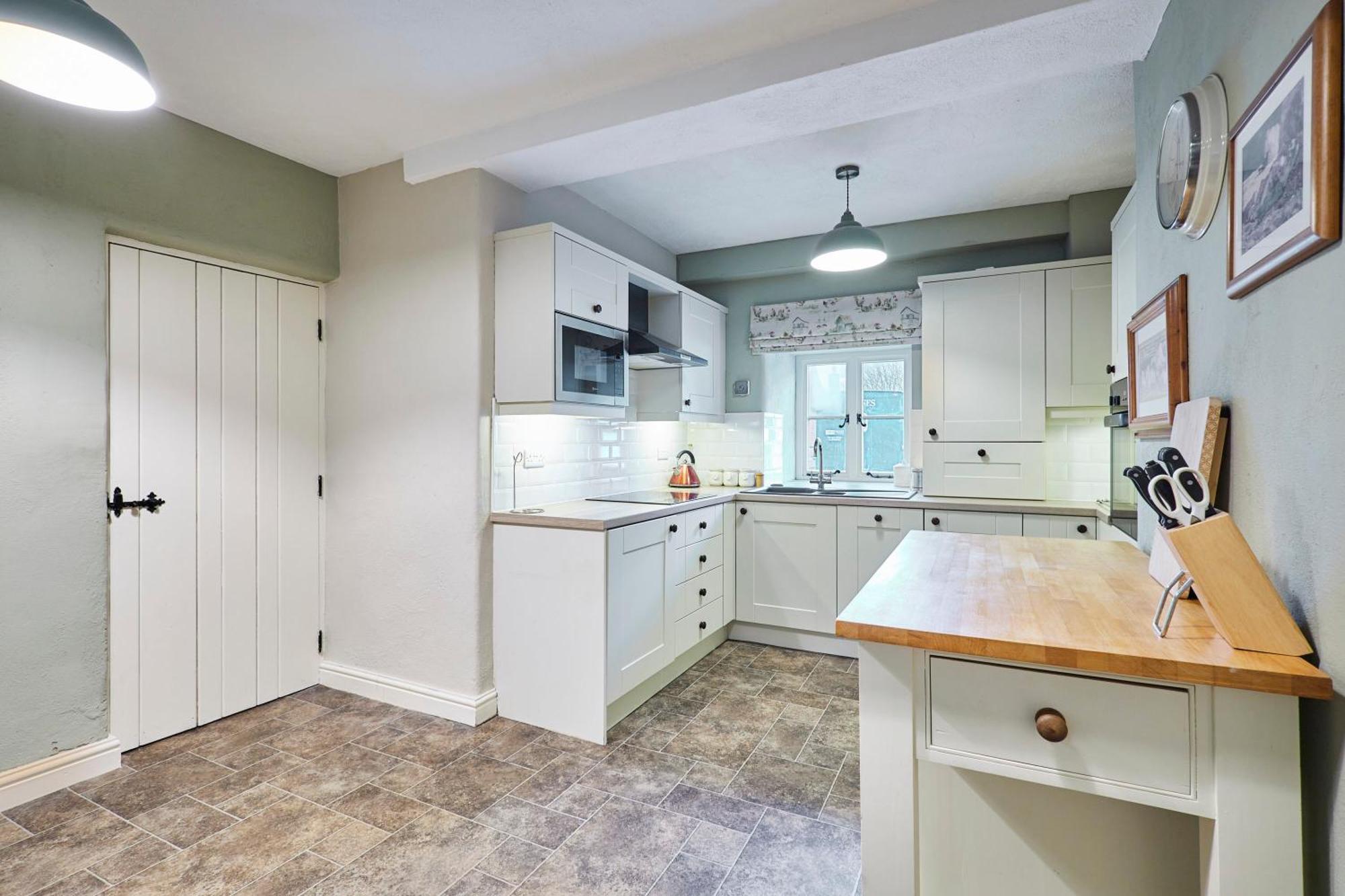 Host & Stay - Tithe Barn Cottages Easington Room photo