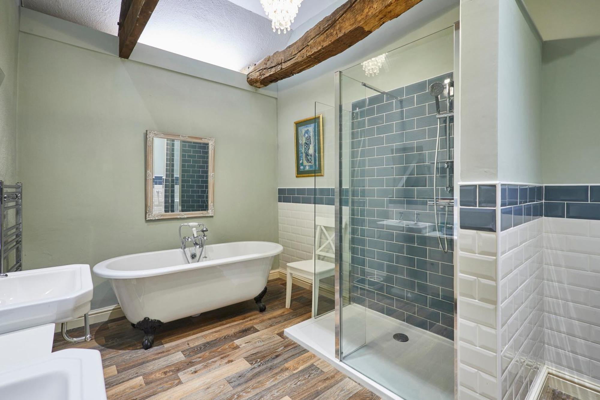 Host & Stay - Tithe Barn Cottages Easington Room photo